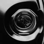 55 Gallon Black Tight Head Steel Drum, Reconditioned, UN Rated, 2" & 3/4" Fittings, Lined - Image 2