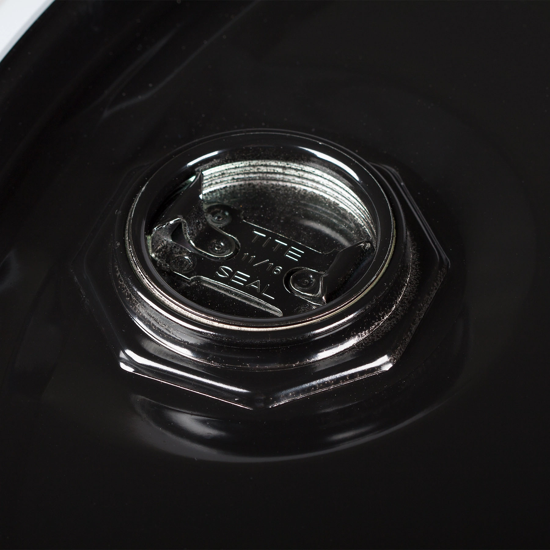 55 Gallon Steel Drum, Black, UN Rated, Unlined, 20GA, Cover w/Bolt Ring, 2" & 3/4" Fittings - Image 5