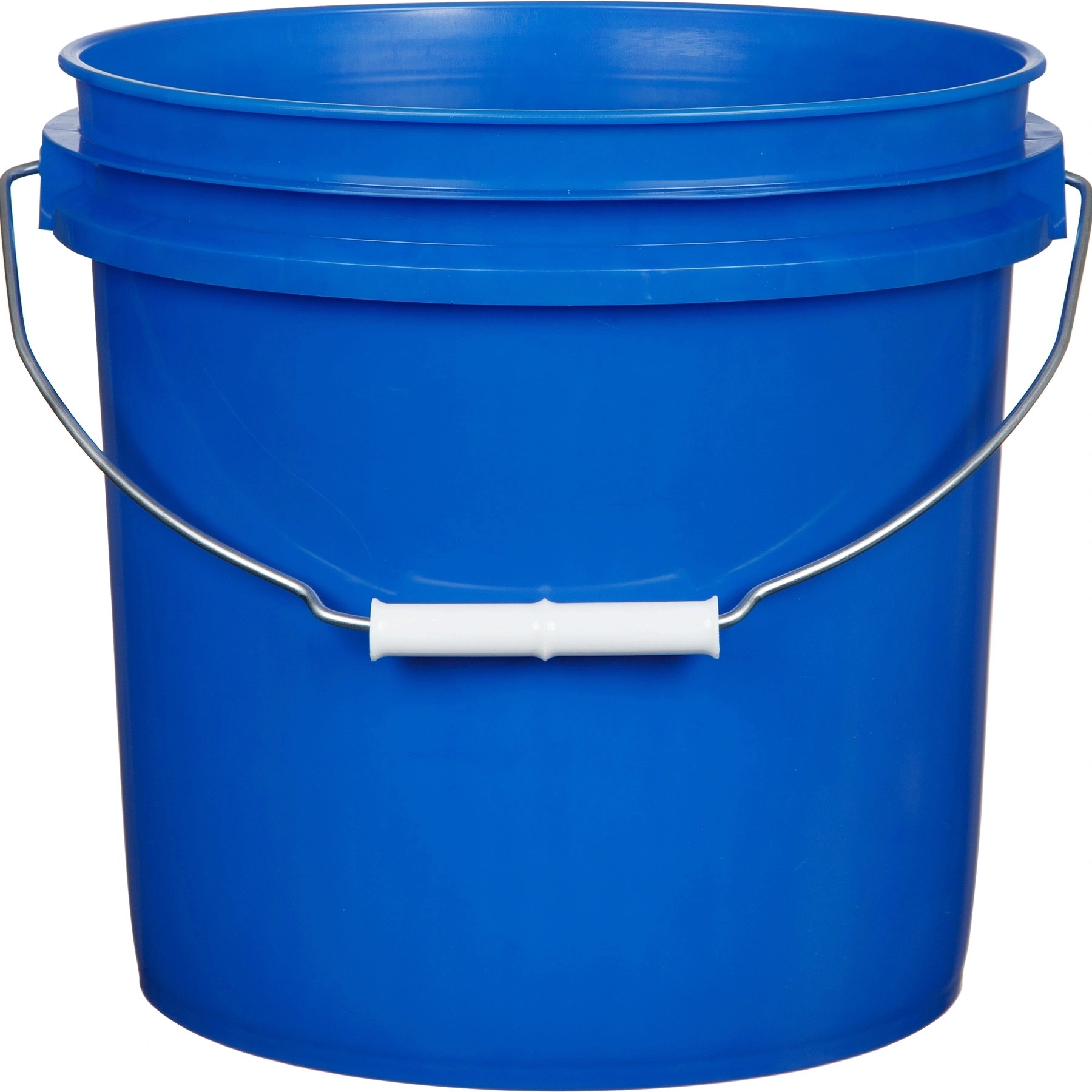 v1 2 Gallon Blue Plastic Pail with Metal Handle (P4 Series) - Image 1